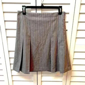 Isaac Mizrahi Striped Pleated Skirt Size 4 Gray & White